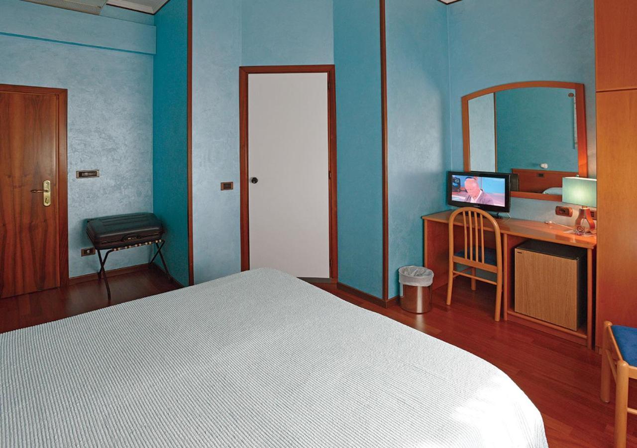 Hotel Autostrada Padua Exteriör bild